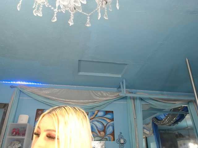 adrianna_fox
