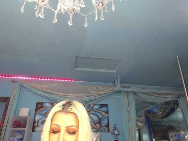 adrianna_fox live cam preview