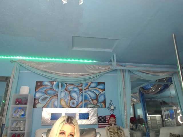 adrianna_fox live cam