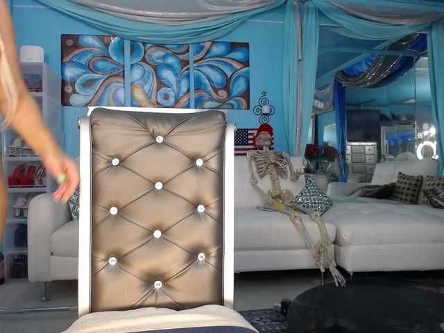 adrianna_fox, en vivo ahora en BongaCams