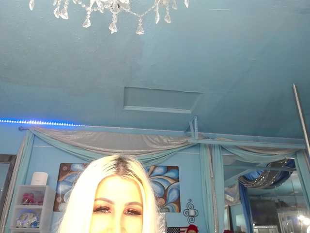 adrianna_fox