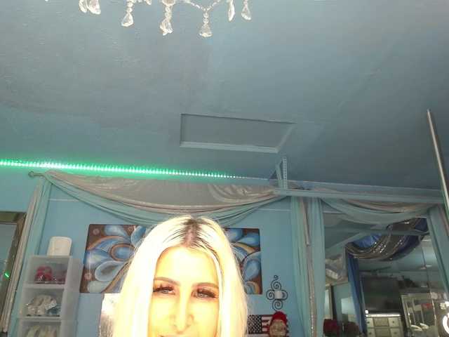 adrianna_fox