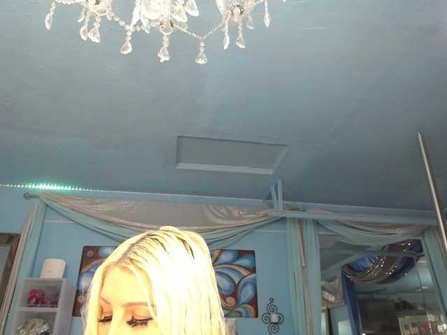 adrianna_fox
