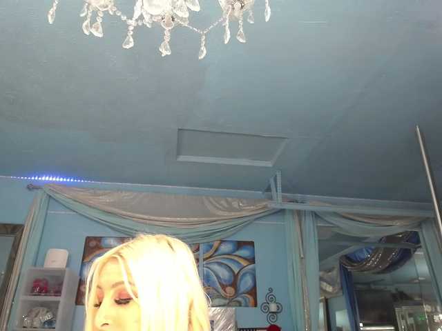 adrianna_fox