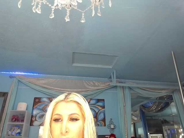 adrianna_fox