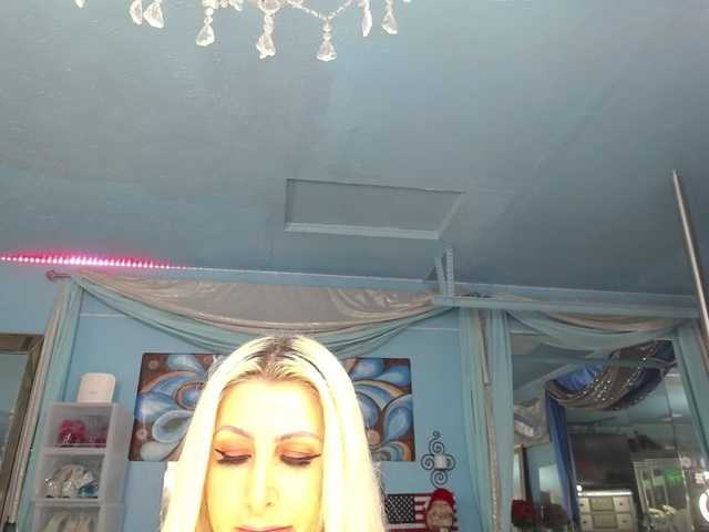 adrianna_fox
