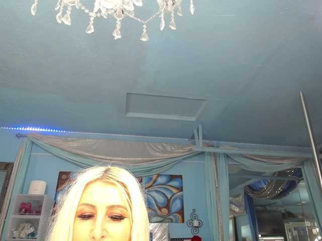 adrianna_fox