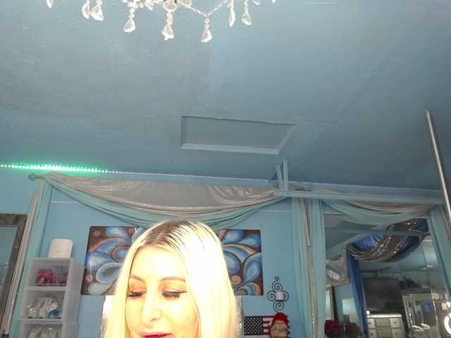 adrianna_fox