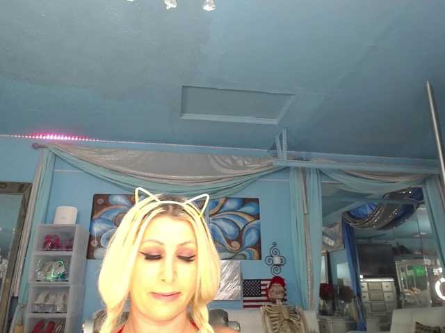 adrianna_fox