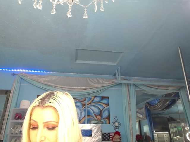 adrianna_fox