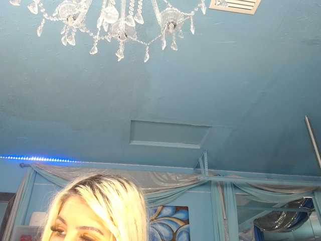 Preview of adrianna_fox