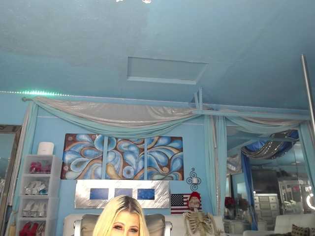 adrianna_fox