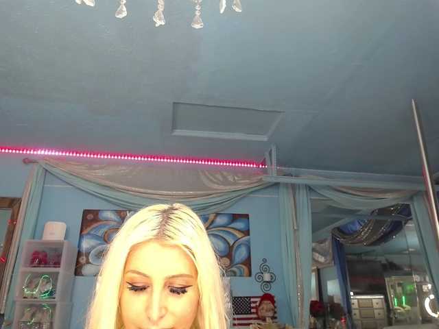 adrianna_fox