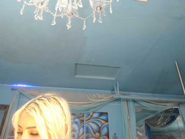 adrianna_fox online