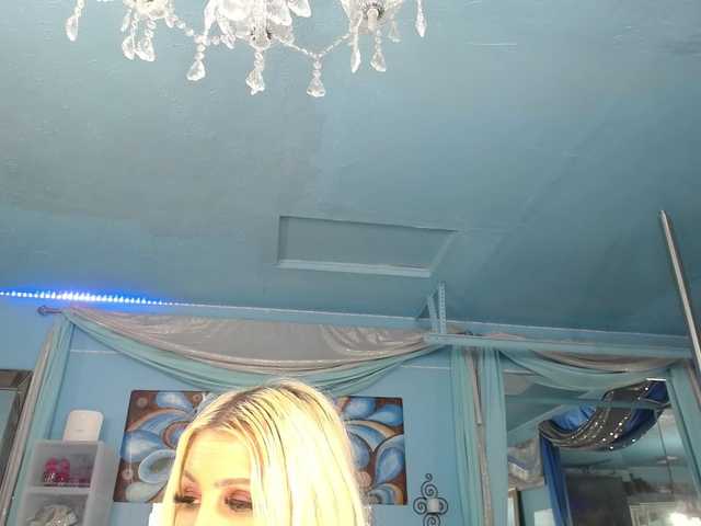 adrianna_fox
