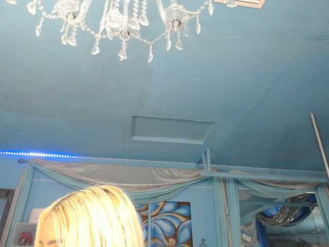 adrianna_fox live webcam show