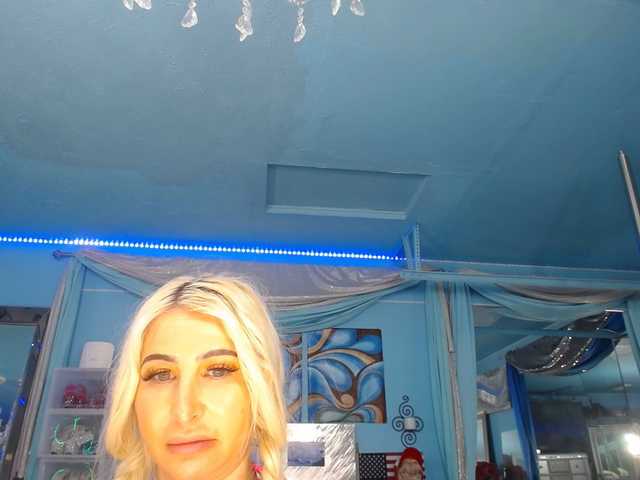adrianna_fox