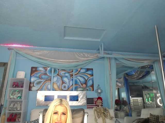 adrianna_fox live cam preview