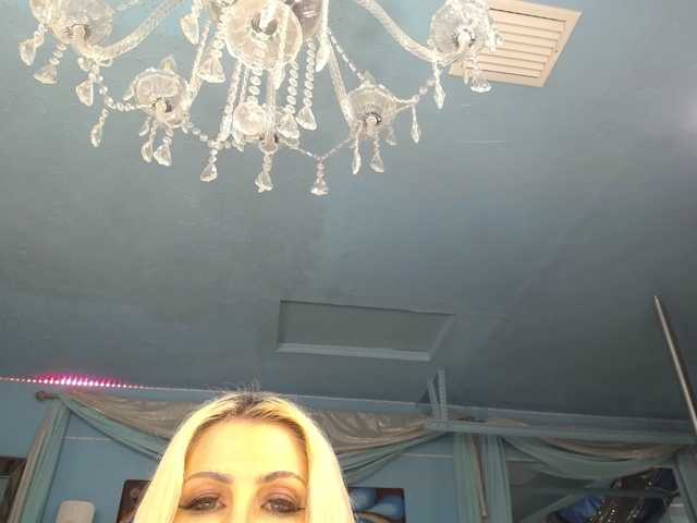 adrianna_fox live cam preview