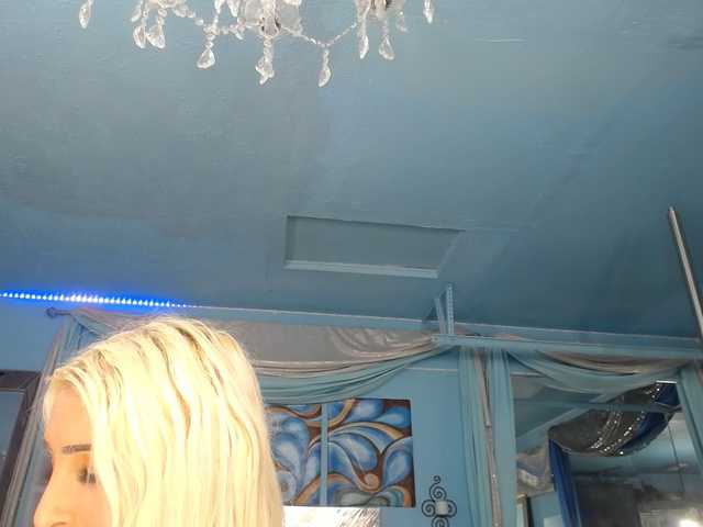 adrianna_fox live sex show