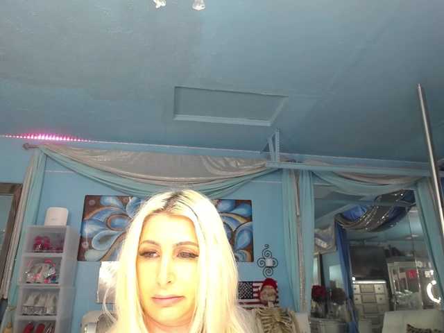 adrianna_fox