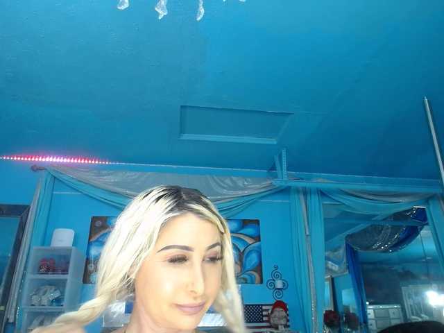 adrianna_fox live sex