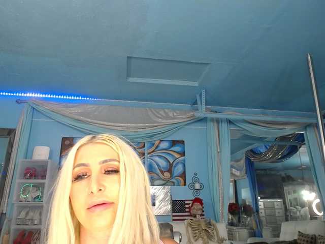 adrianna_fox