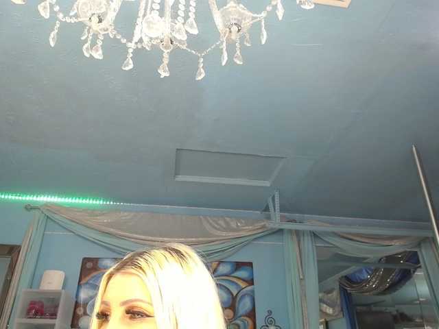 adrianna_fox live cam
