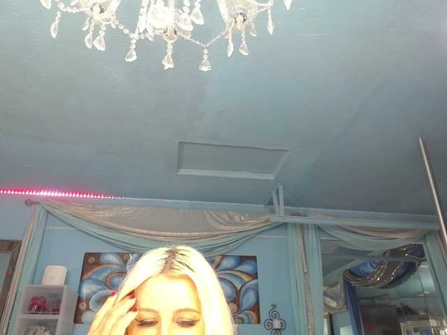 adrianna_fox