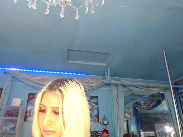 adrianna_fox