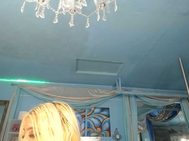 adrianna_fox