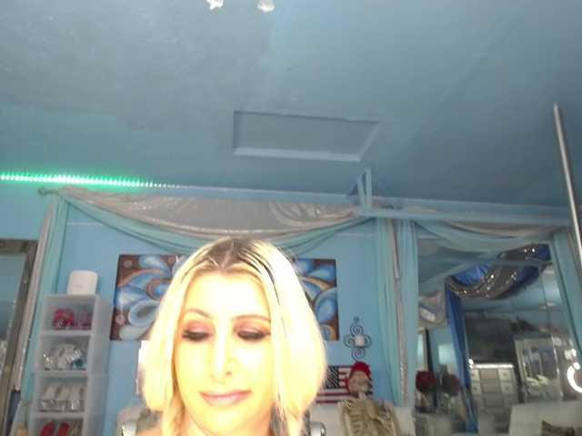 adrianna_fox