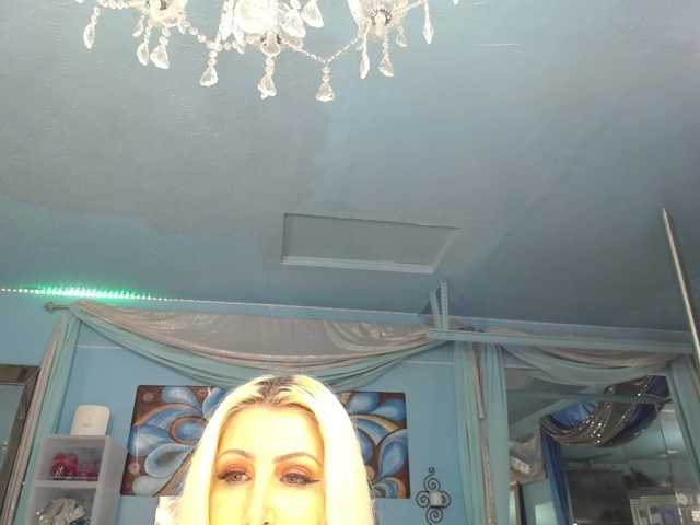 adrianna_fox live cam preview