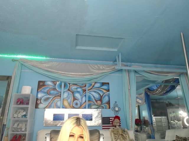 adrianna_fox