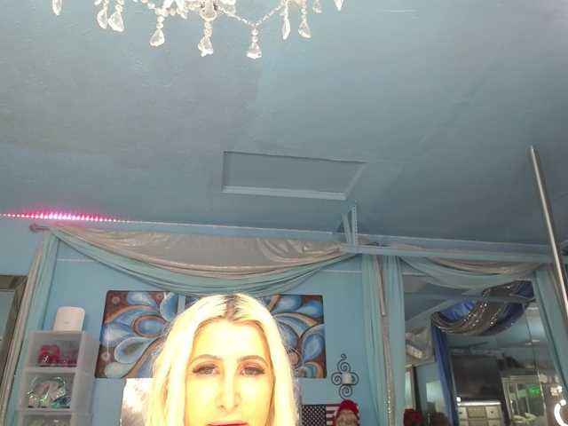 adrianna_fox live cam preview