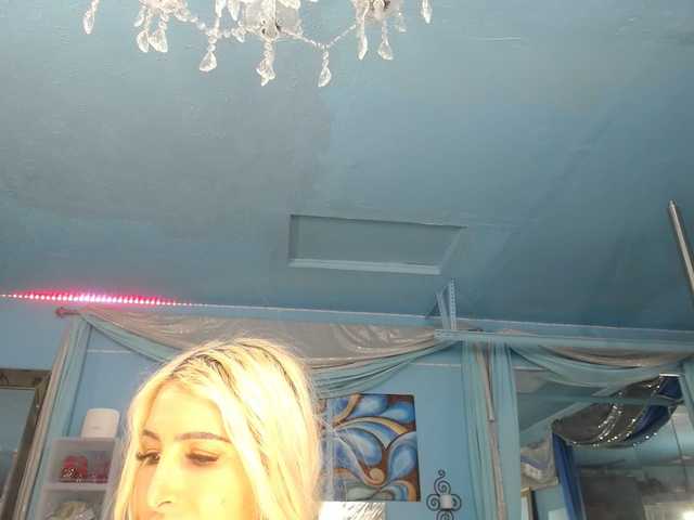 adrianna_fox