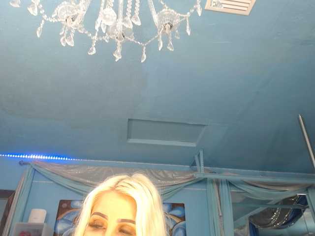 adrianna_fox