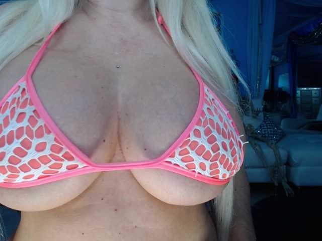adrianna_fox live cam preview
