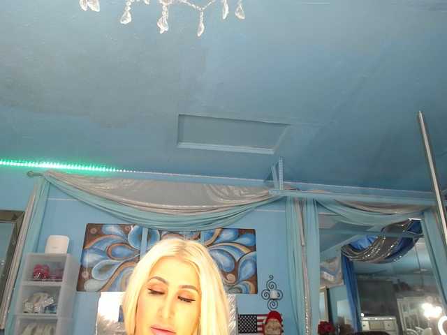 adrianna_fox