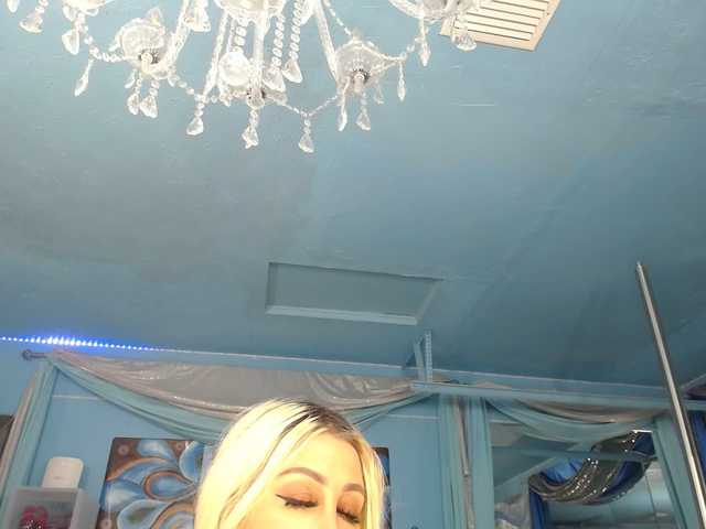 adrianna_fox