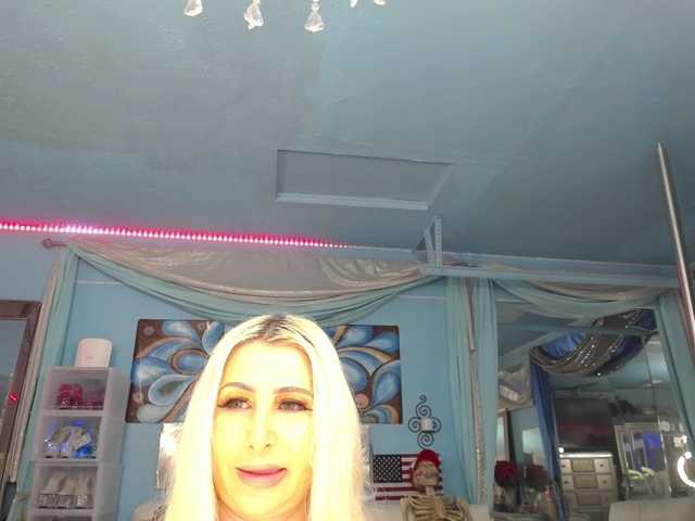 adrianna_fox