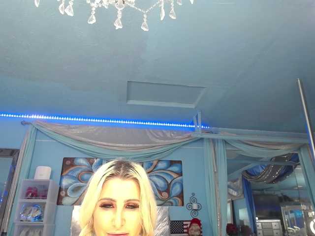 adrianna_fox
