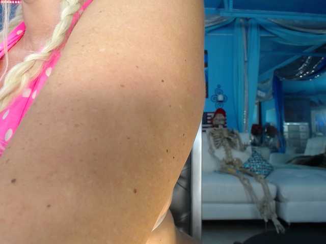 adrianna_fox live sex show