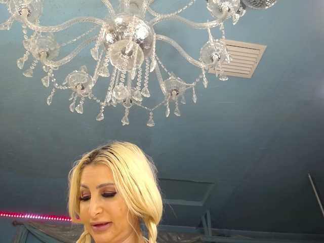 adrianna_fox