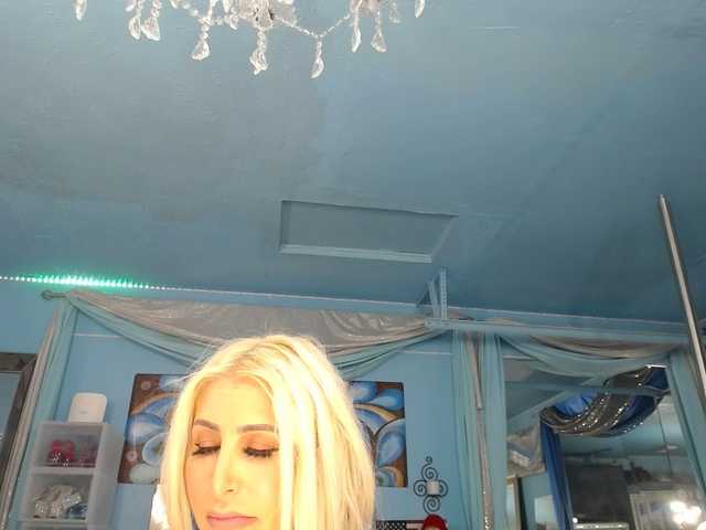 Preview of adrianna_fox