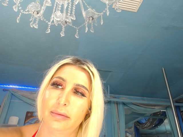 adrianna_fox
