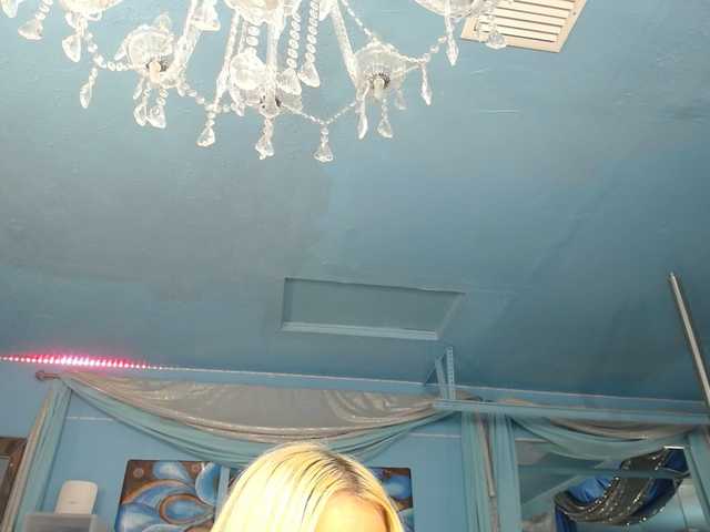 adrianna_fox