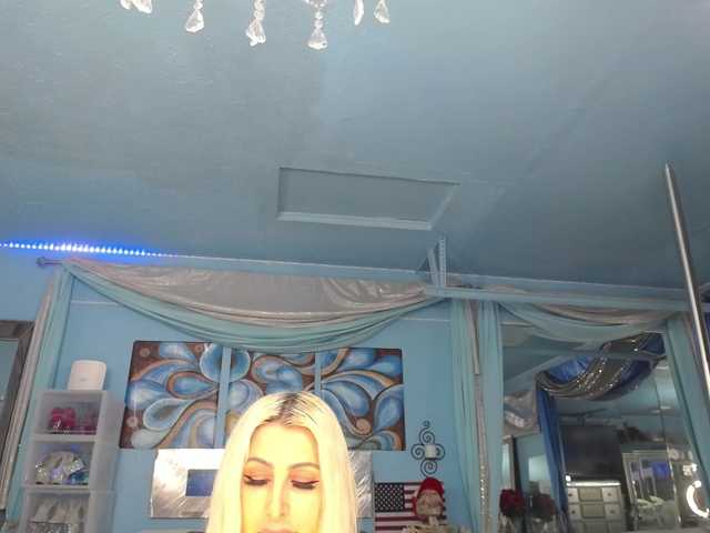 adrianna_fox