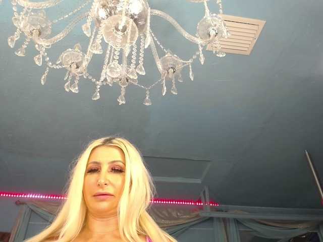 adrianna_fox