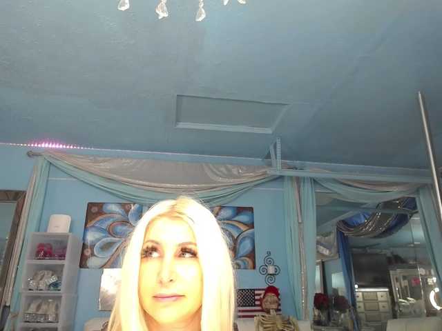adrianna_fox